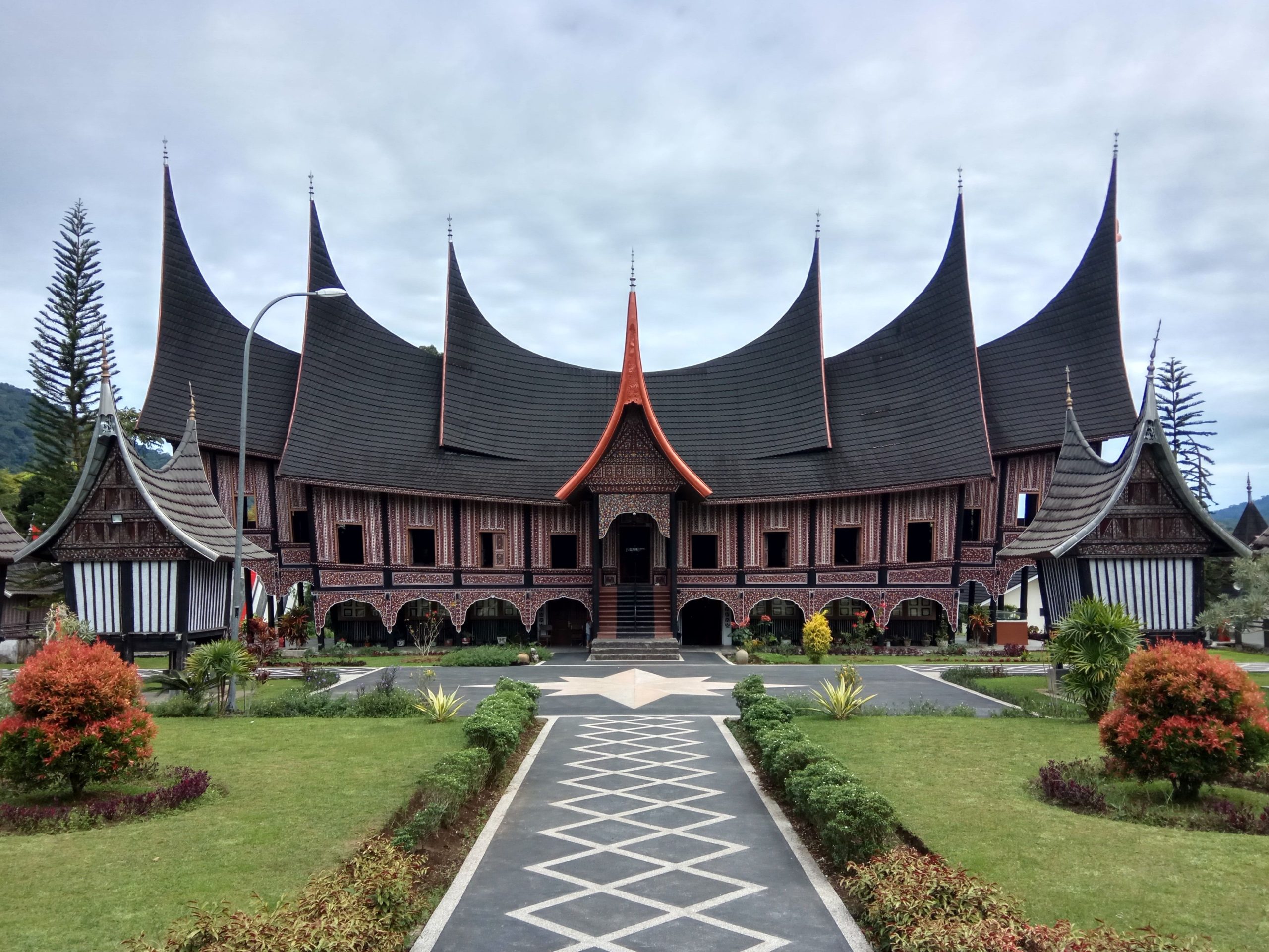 Minangkabau by Wikipedia
